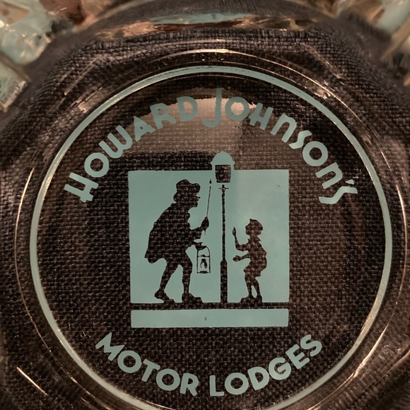 Vintage Howard Johnson’s Motor Lodges Ashtray - Picture 2 of 4